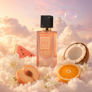 El frasco de Ana Abiyedh Coral de Lattafa rodeado de sandía, melocotón, coco, flores blancas sobre nubes.