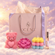The kit’s extras: the gift bag and the details inside (the mini candle design varies)
