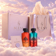 Kit de regalo High Stakes para parejas delante de la caja y la bolsa de regalo de Scent Harmony