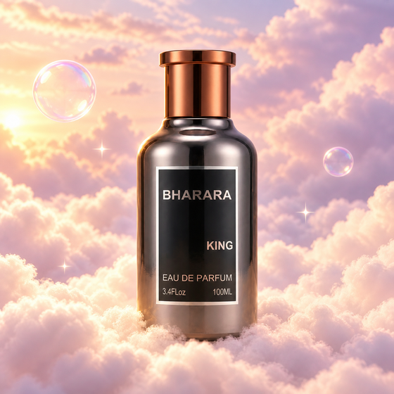 Frasco de King de Bharara sobre un banco de nubes, en un cielo rosa y lavanda con pompas iridiscentes y luz dorada.