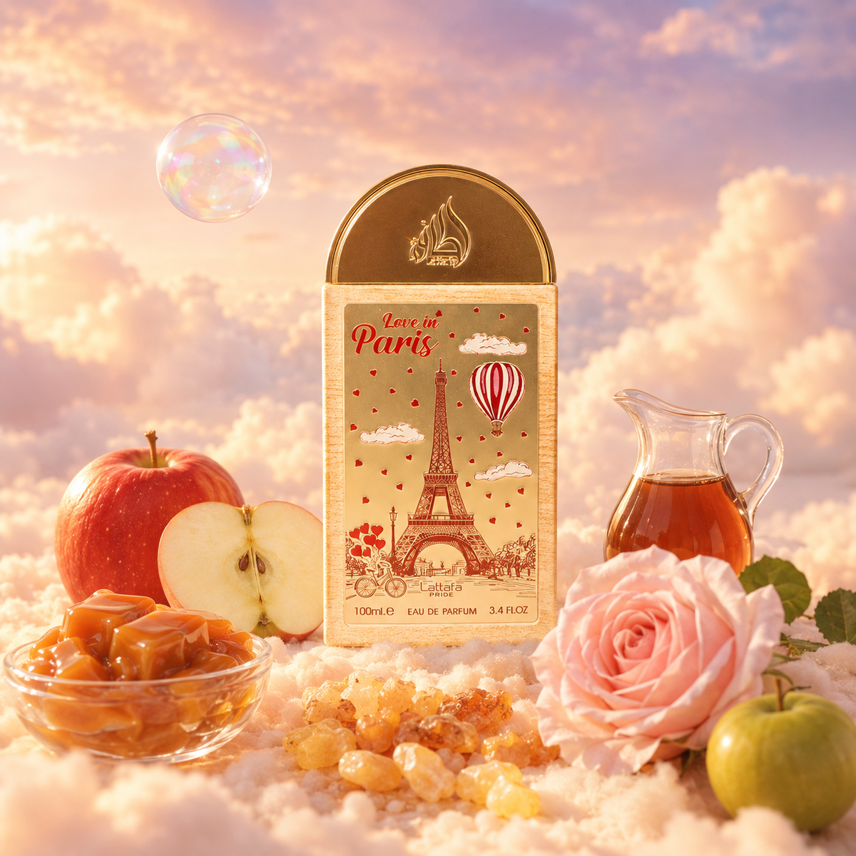 El frasco de Love in Paris de Lattafa rodeado de caramelo, manzana, sirope de arce, benjuí sobre nubes.